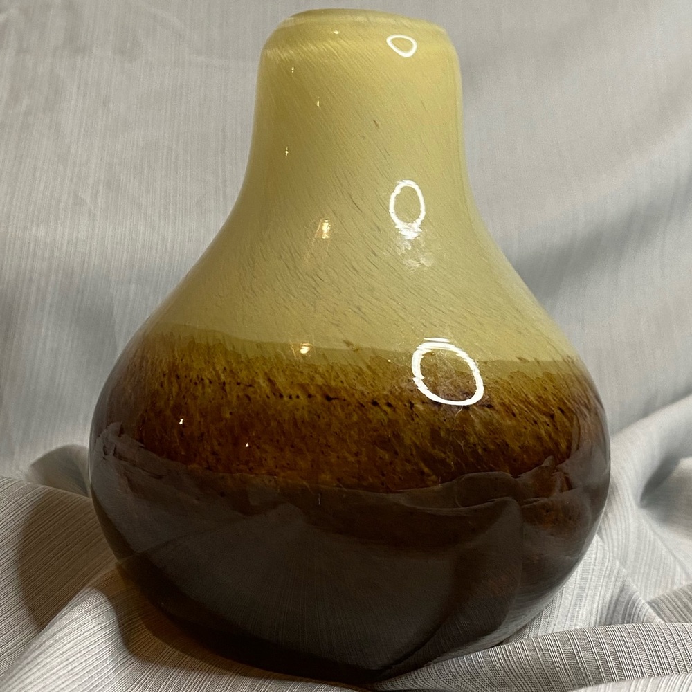 Mid century modern art glass vase handblown 6”.